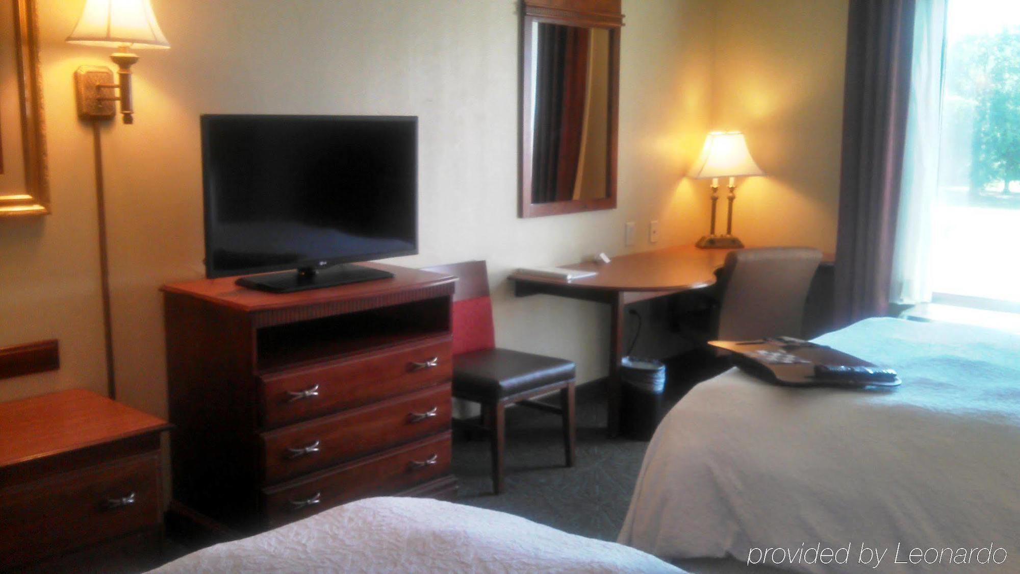 Hampton Inn Greenwood Eksteriør billede