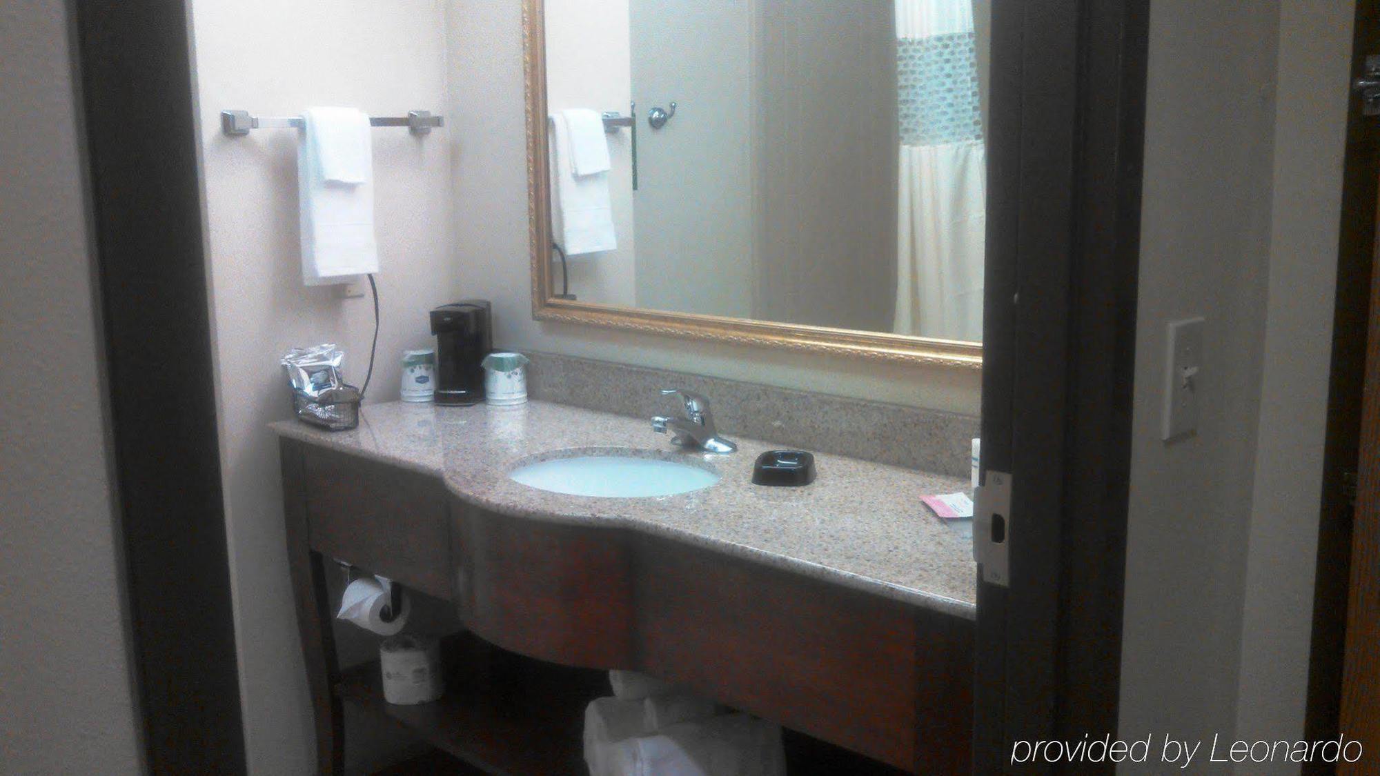 Hampton Inn Greenwood Eksteriør billede